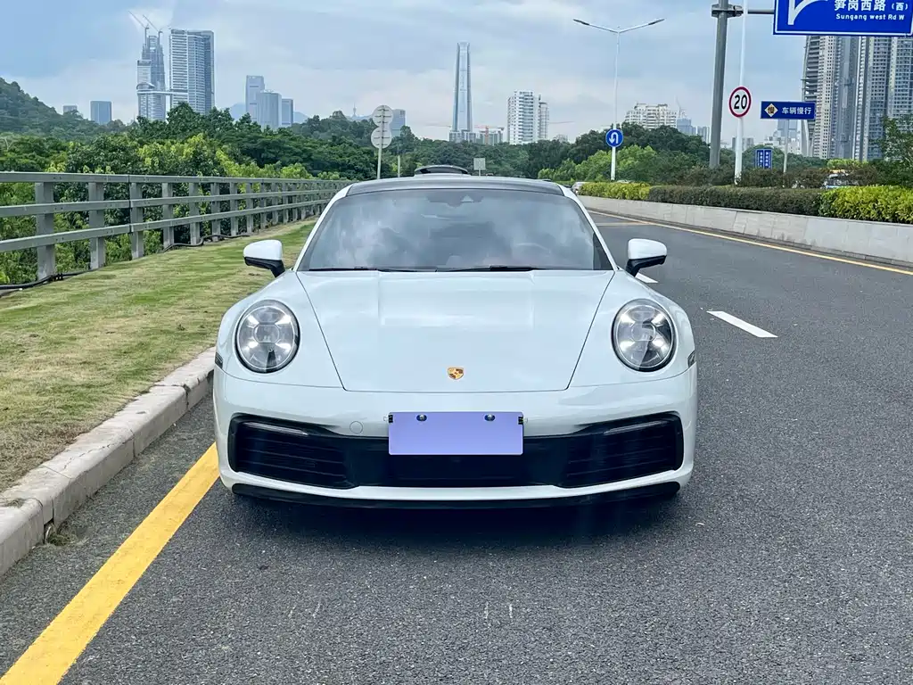 Porsche 911 2020 Carrera 3.0T