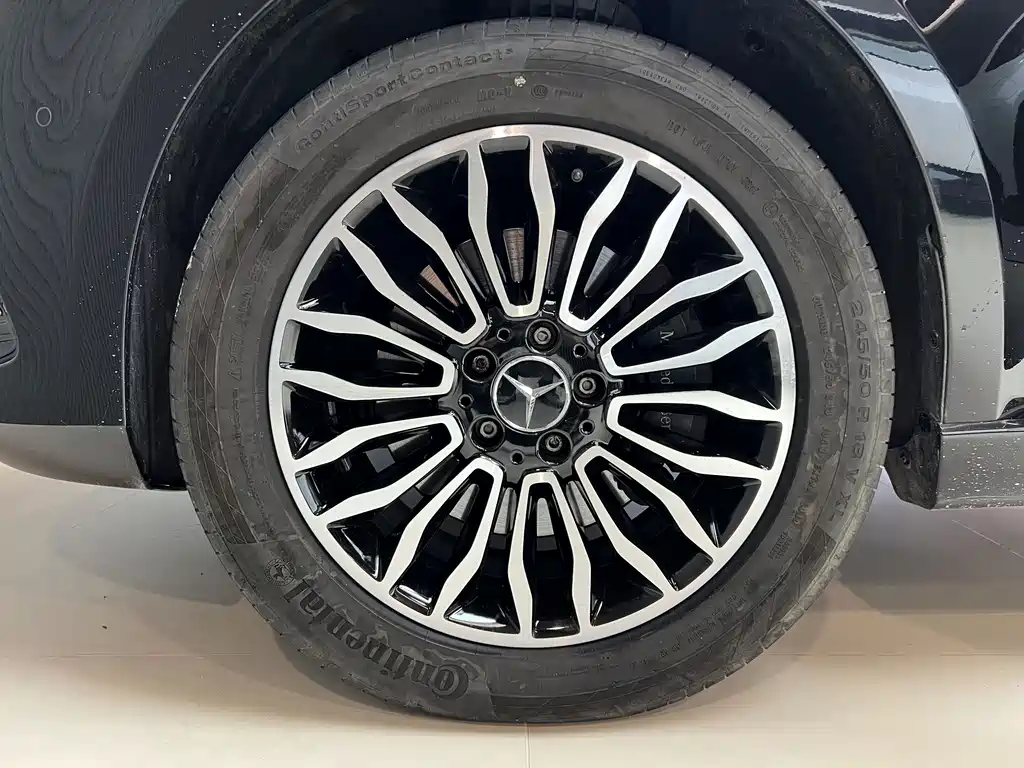 Mercedes-Benz V-Class — миниатюра 24