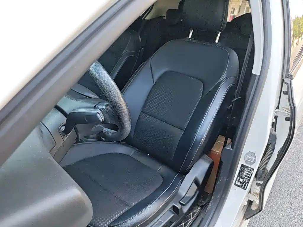 Ford Focus — миниатюра 8