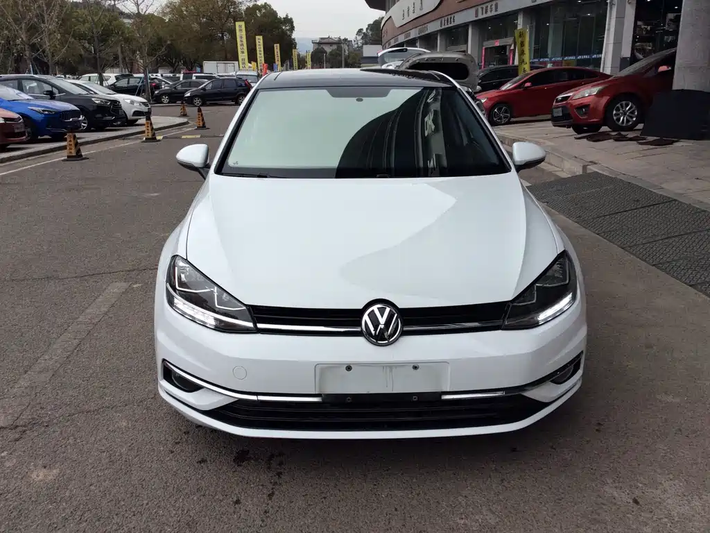 Volkswagen Golf 2019 200TSI DSG Comfort V