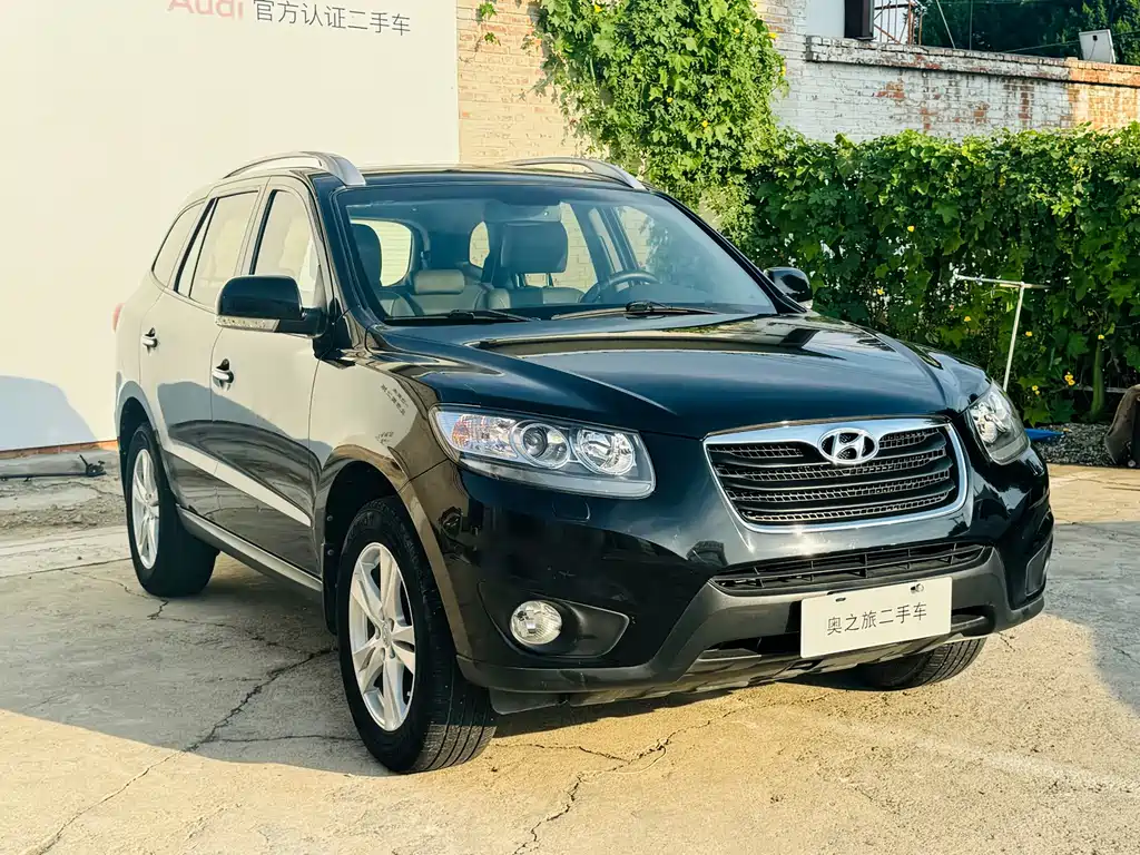 Hyundai Santa Fe Classic — миниатюра 3