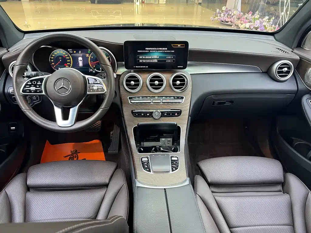 Mercedes-Benz GLC — миниатюра 16