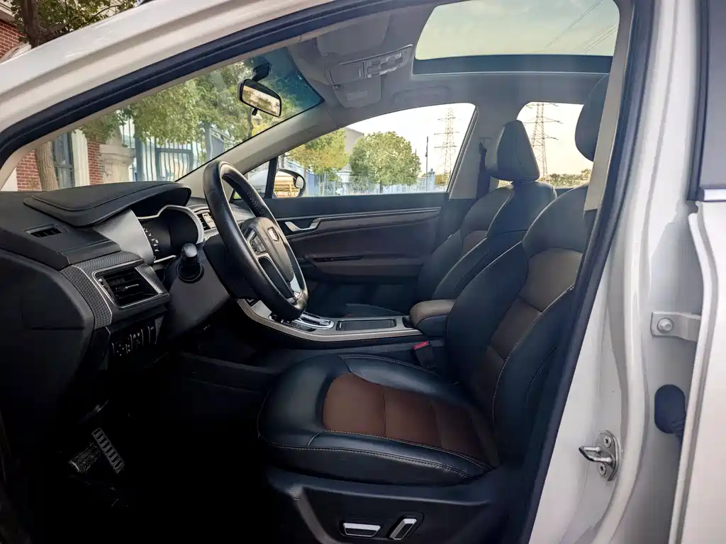 Geely Emgrand GS — миниатюра 8