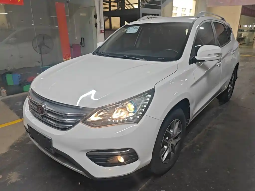 BYD Song — миниатюра 2