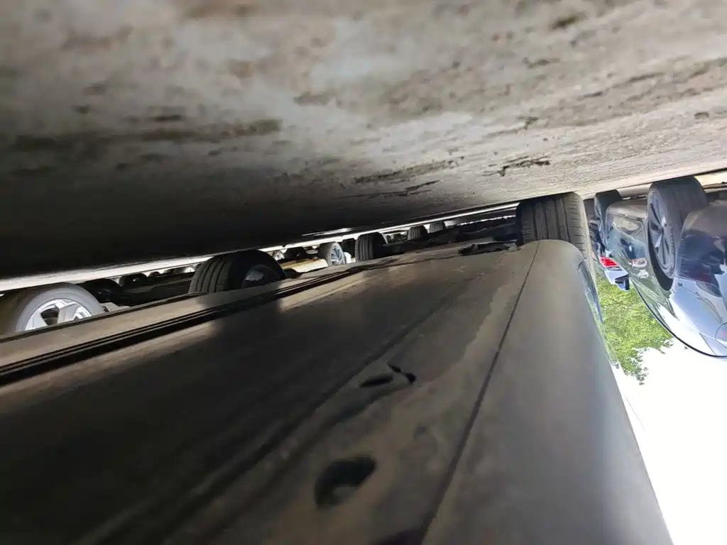 Tesla Model Y — миниатюра 22