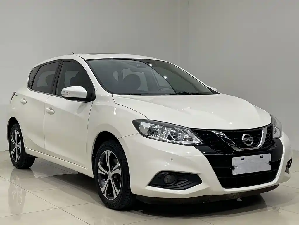 Nissan Tiida — миниатюра 3