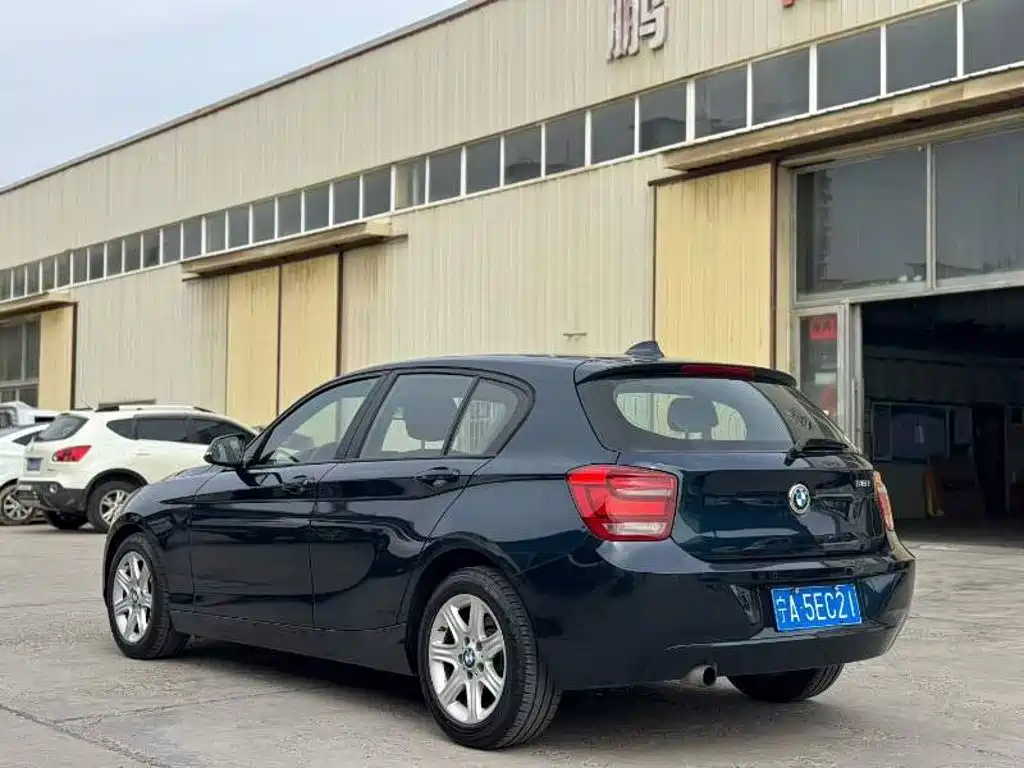 BMW 1 Series (Import) — миниатюра 5