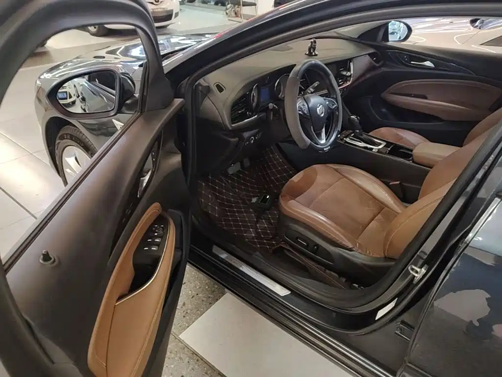 Buick Regal — миниатюра 16