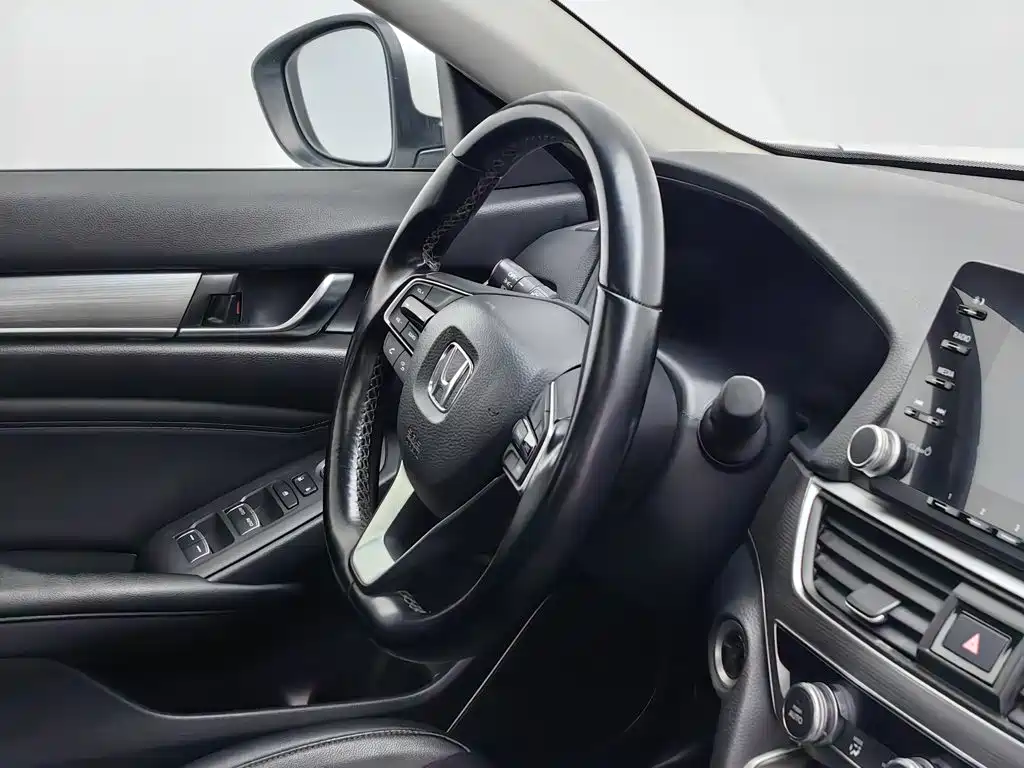 Honda Accord — миниатюра 22