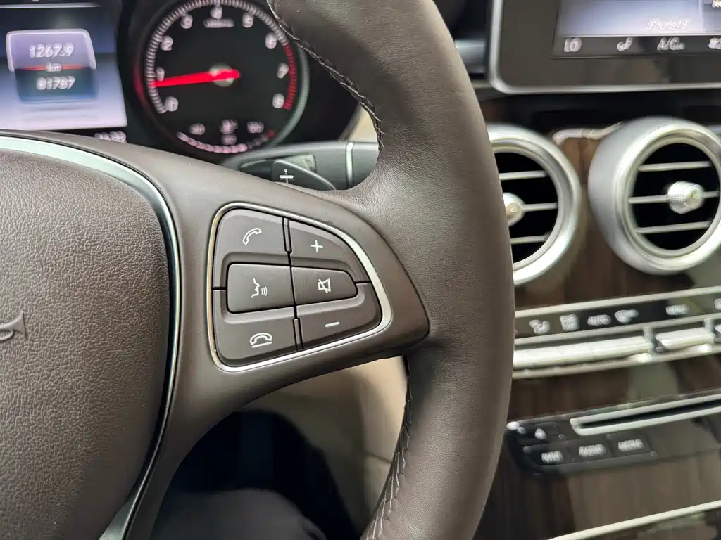 Mercedes-Benz GLC — миниатюра 32