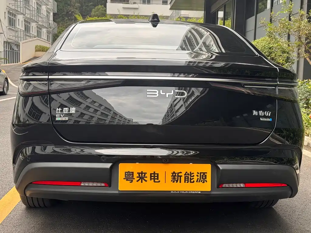 BYD 海豹07 EV — миниатюра 6