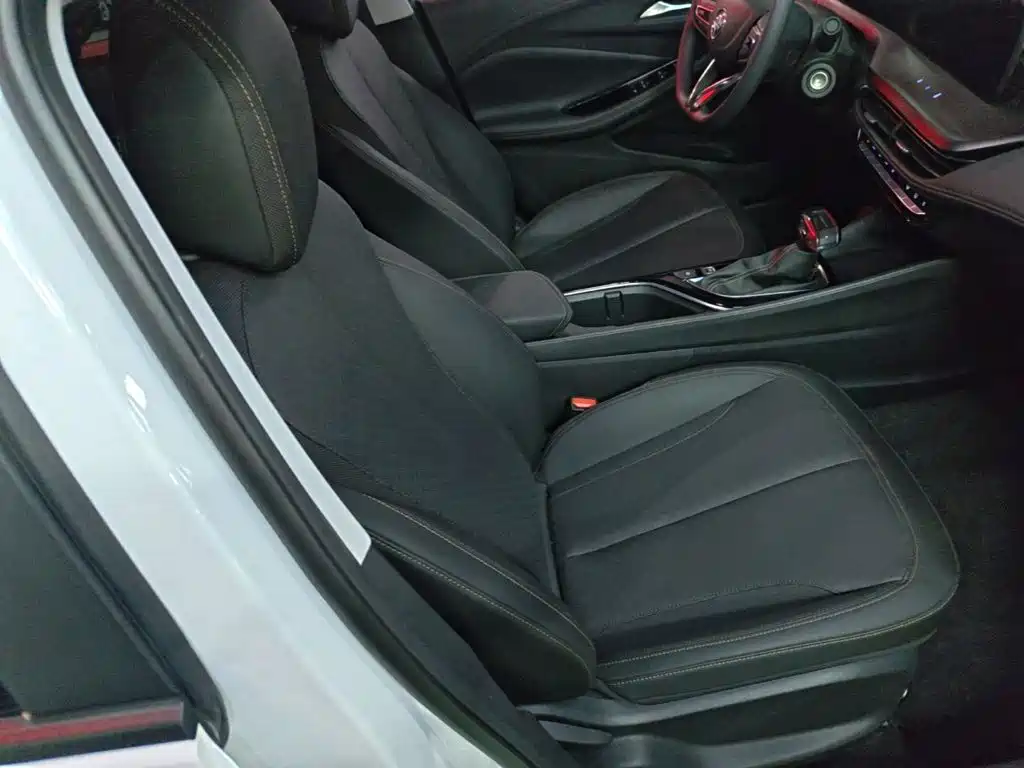 Buick Verano — миниатюра 25