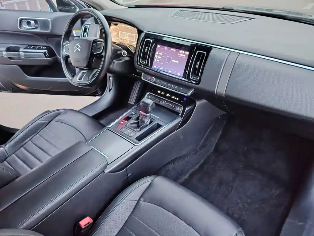Citroen C6 — миниатюра 7