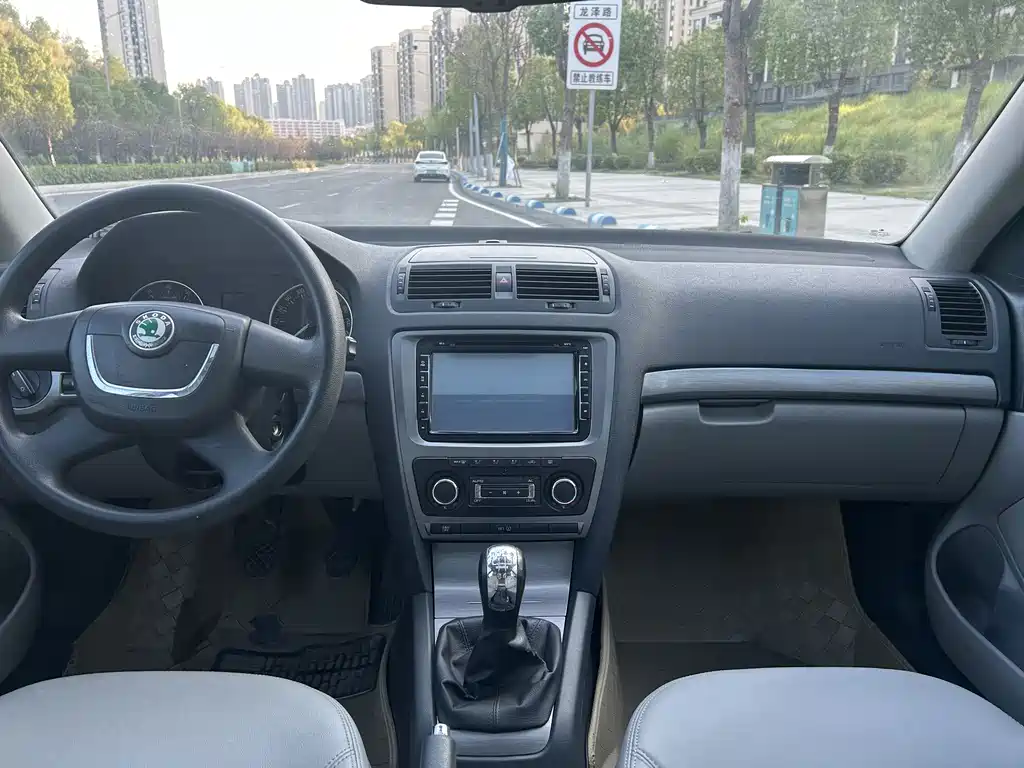 Skoda Octavia — миниатюра 17