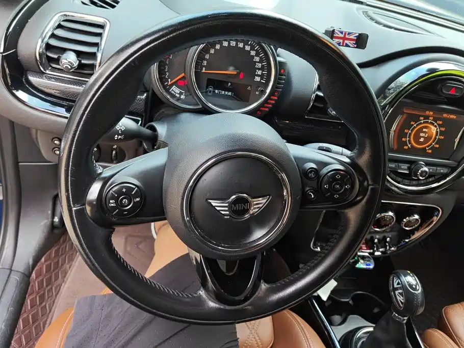 MINI Mini Clubman — миниатюра 15