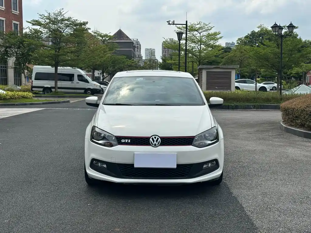 Volkswagen Polo — миниатюра 2