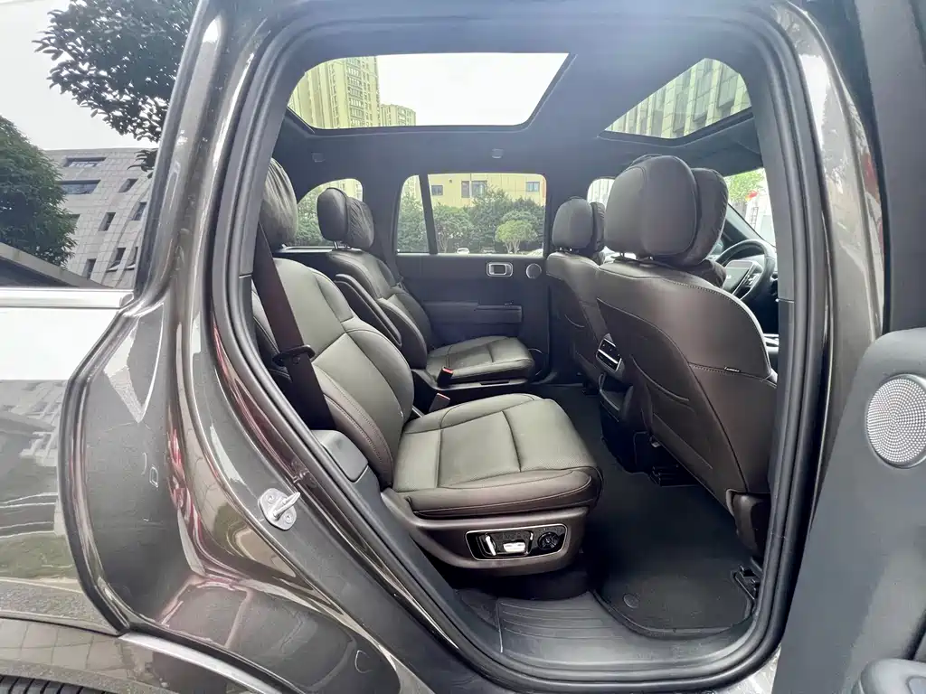 Li Auto Li L8 — миниатюра 26