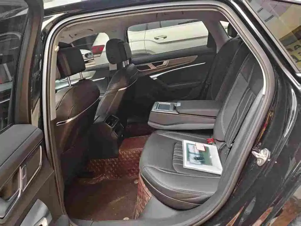 Audi A6L — миниатюра 5