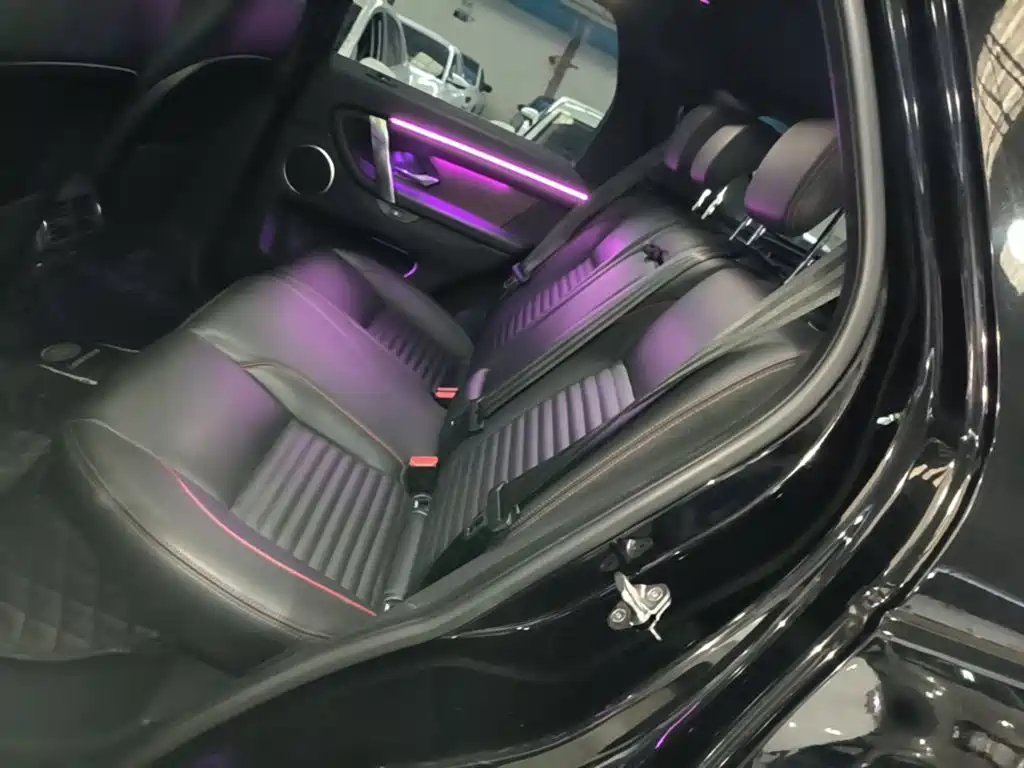 Land Rover Discovery Sport — миниатюра 17