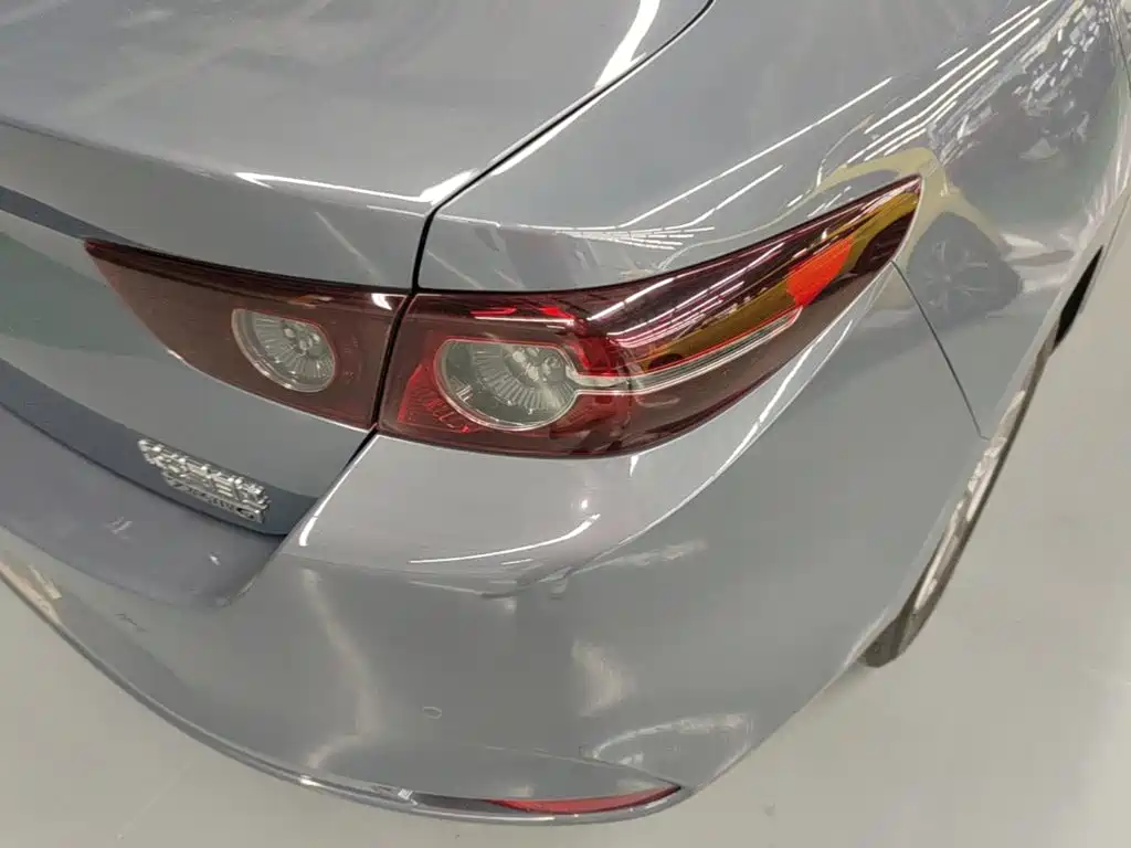 Mazda 3 Axela — миниатюра 8