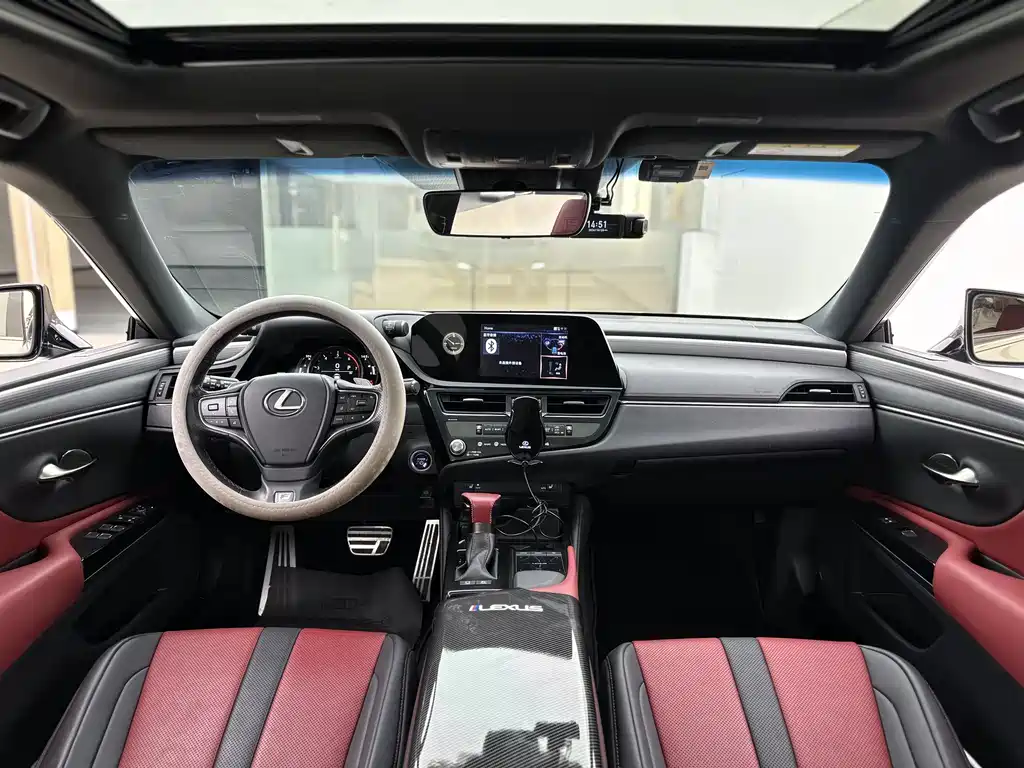 Lexus ES — миниатюра 8