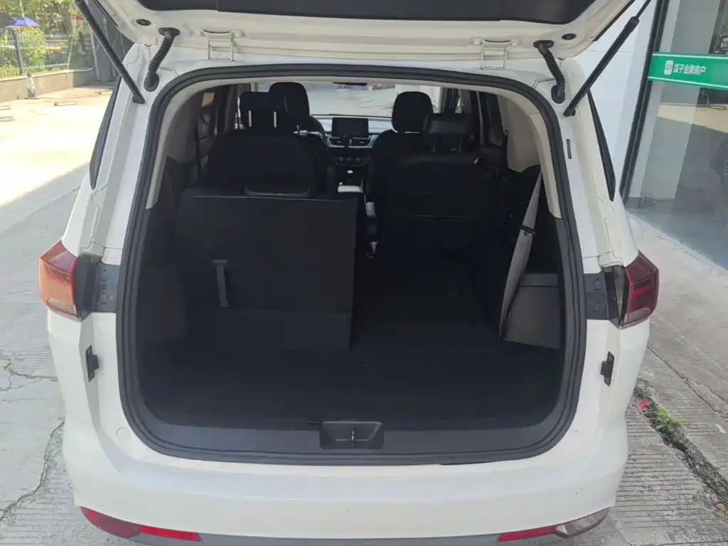 Baojun 360 — миниатюра 19