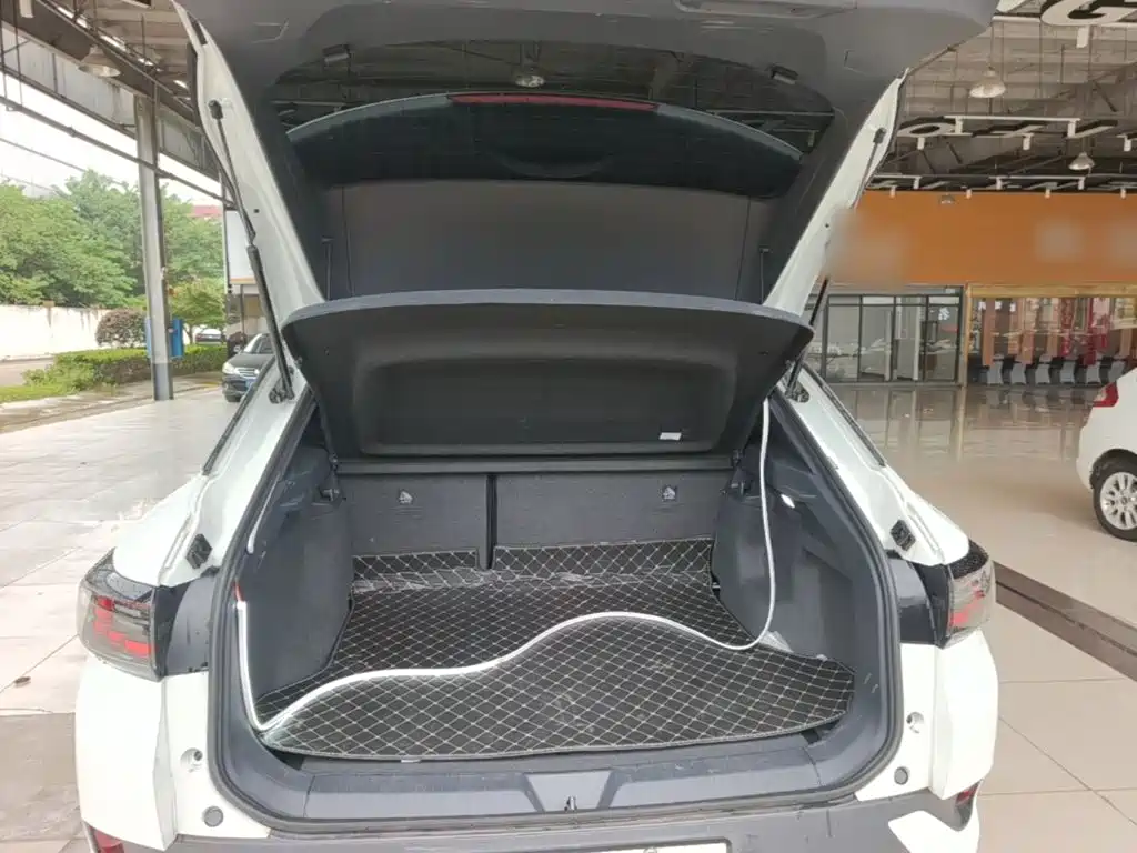 Volkswagen ID.4 Crozz — миниатюра 19