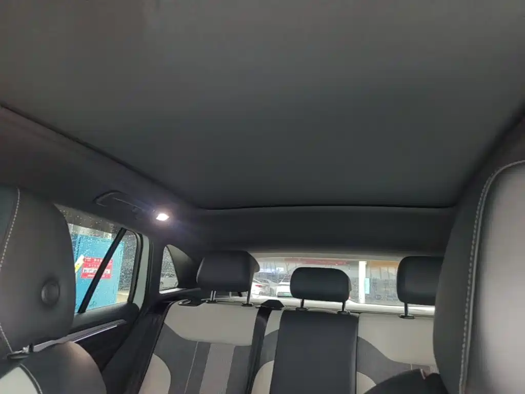 Volkswagen ID.4 Crozz — миниатюра 18