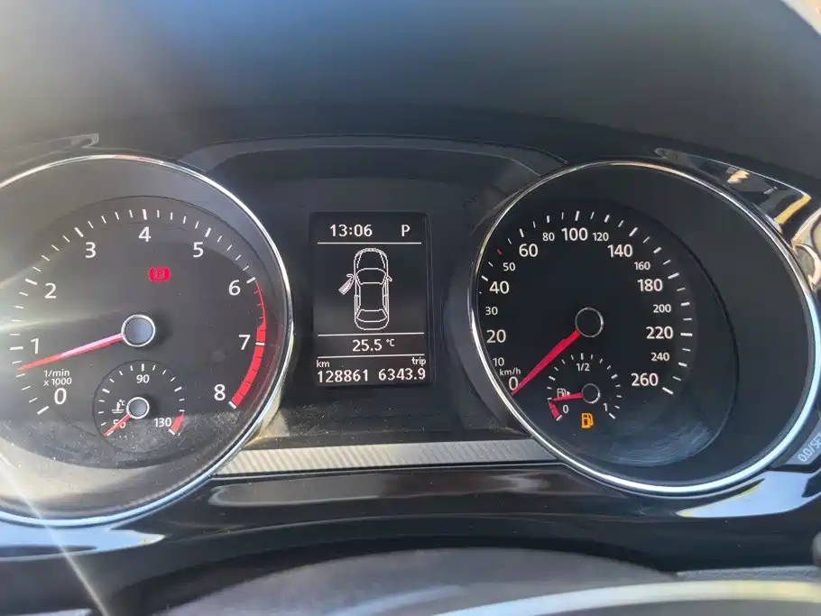 Volkswagen Sagitar — миниатюра 14