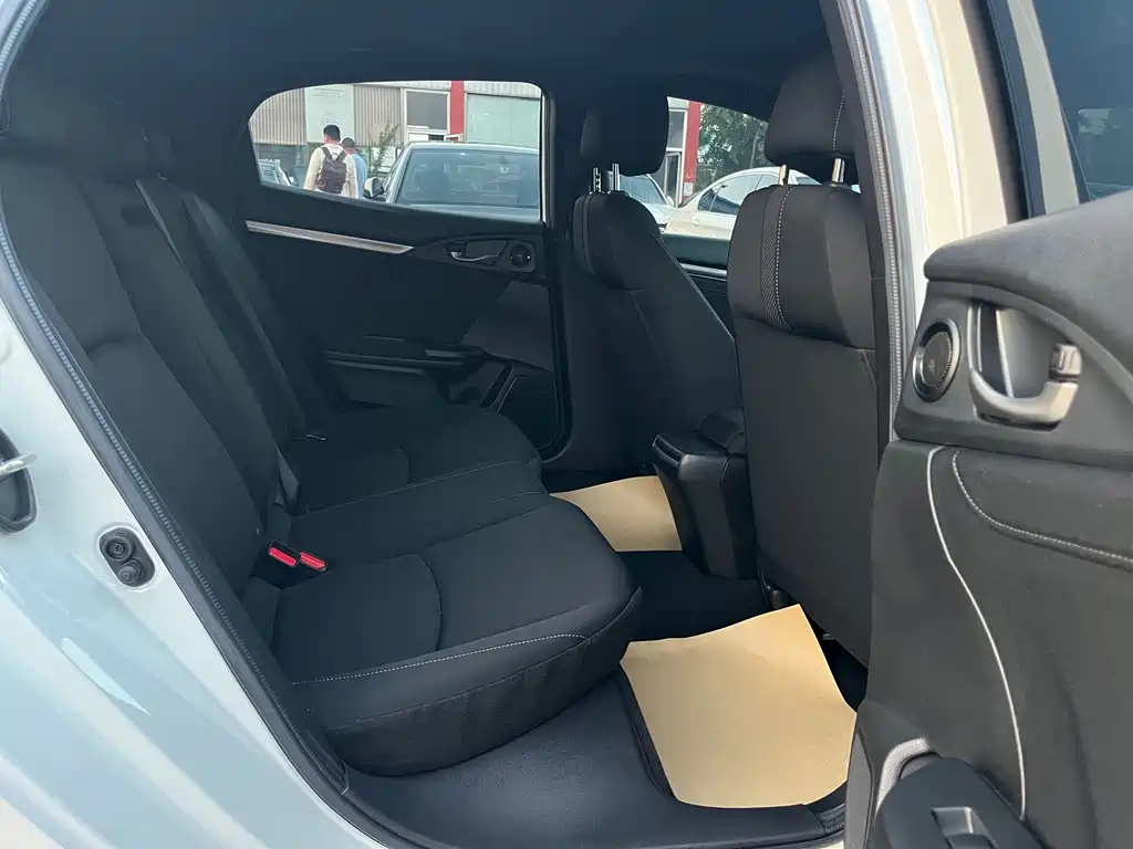 Honda Civic — миниатюра 13