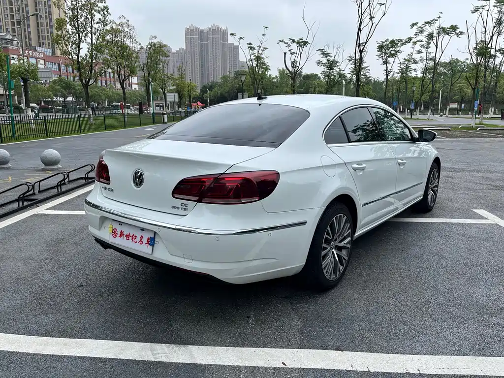 Volkswagen CC — миниатюра 8