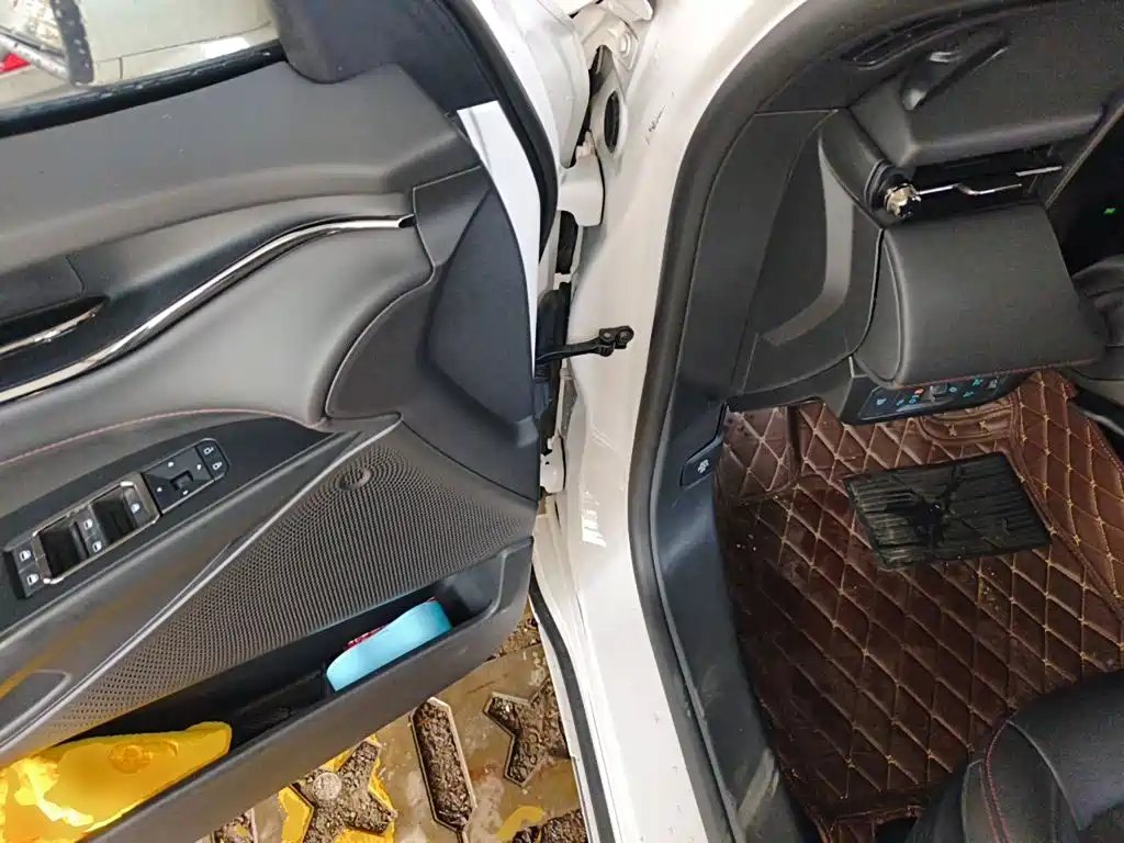 Ford Mondeo — миниатюра 17