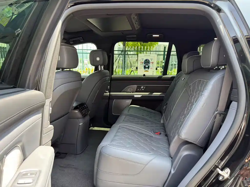 NIO ES8 2026 мест Executive Luxury