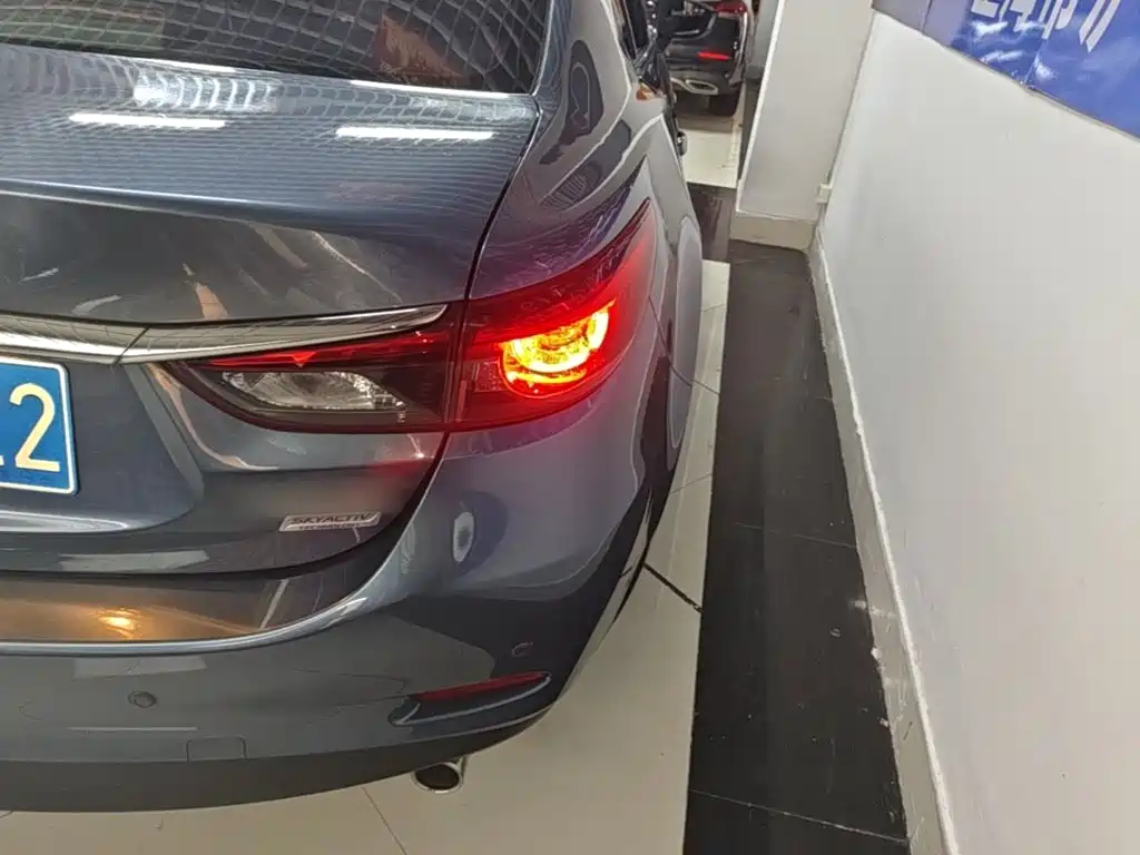 Mazda Atenza — миниатюра 8