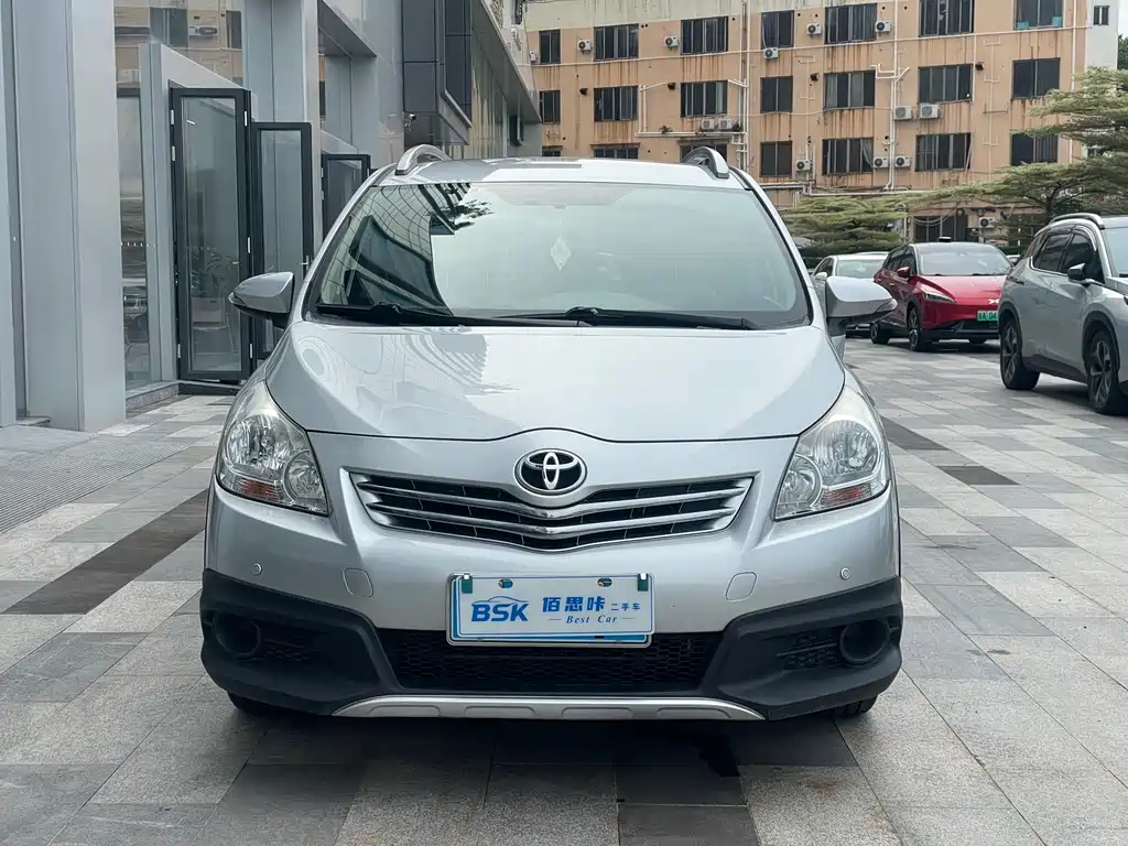 Toyota Verso — миниатюра 2