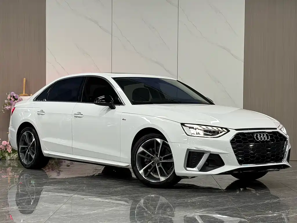 Audi A4L 2020