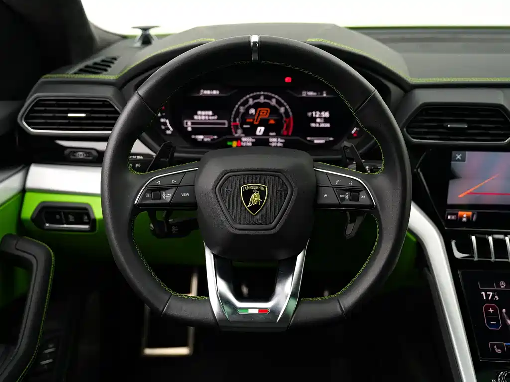 Lamborghini Urus — миниатюра 21
