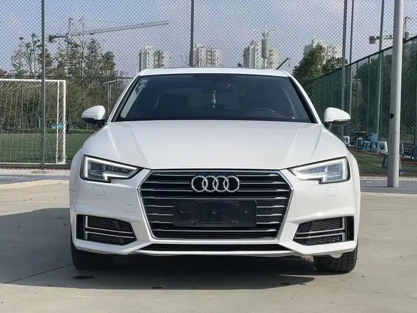 Audi A4L — миниатюра 2