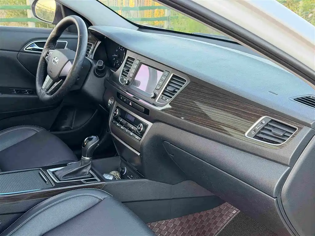 Hyundai Mistra — миниатюра 12