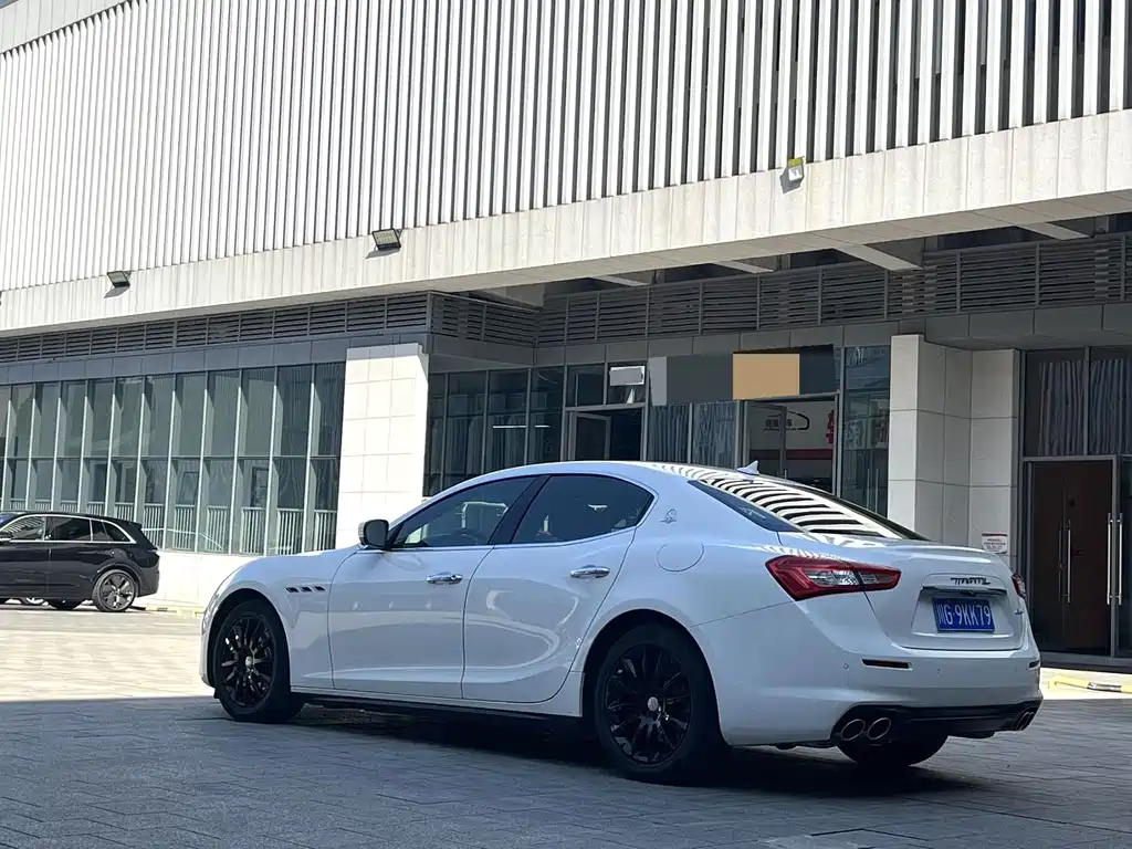 Maserati Ghibli — миниатюра 9