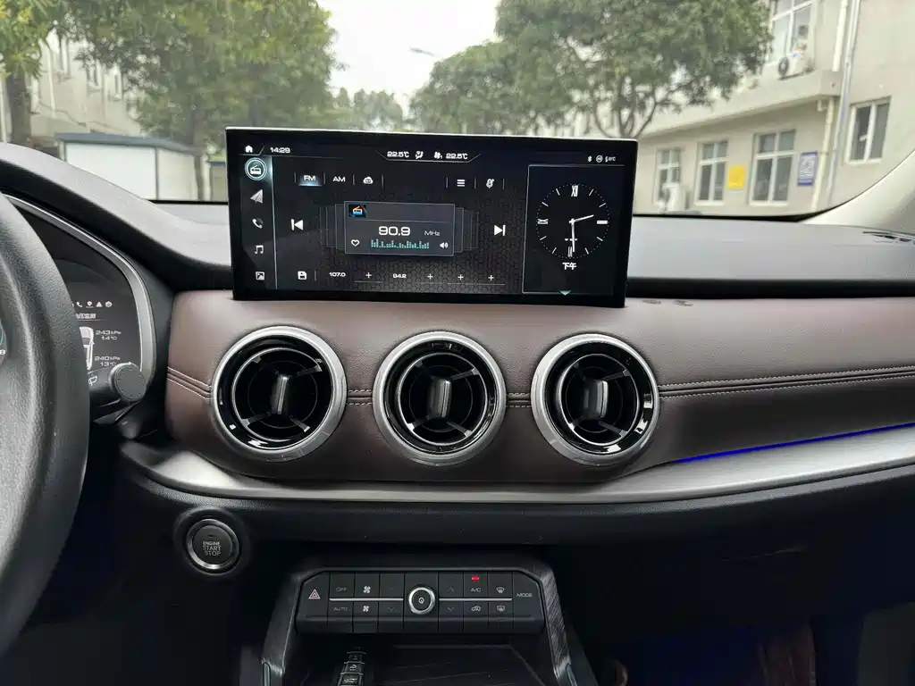 WEI PAI WEI BRAND VV6