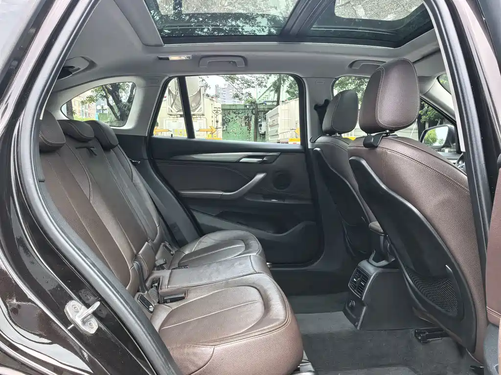 BMW X1 — миниатюра 13