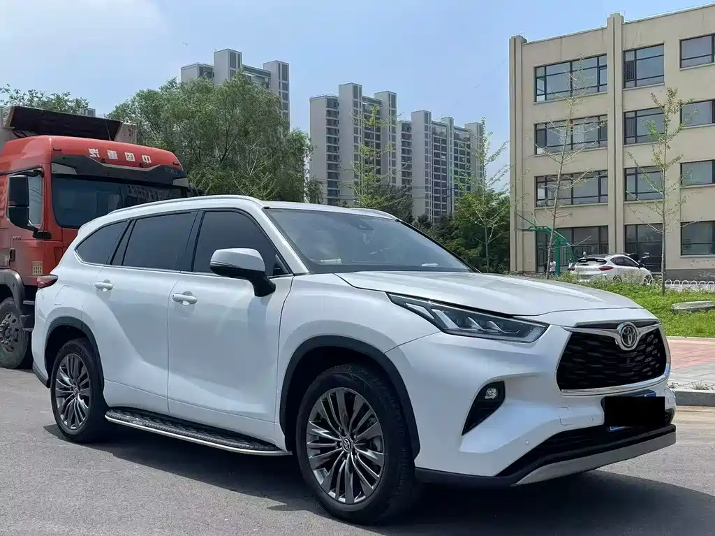 Toyota Highlander 2026 2.5L Luxury 7 мест