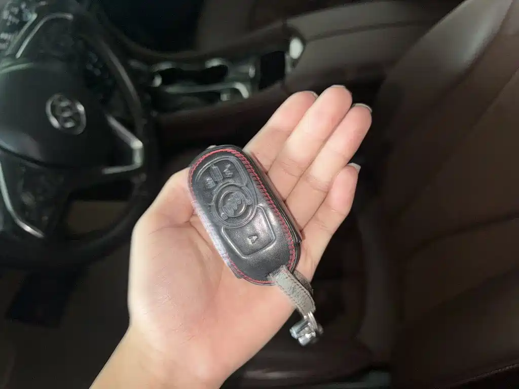 Buick Envision Plus — миниатюра 10