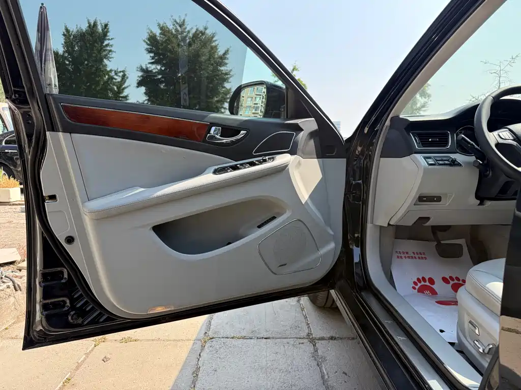 Hongqi Hongqi H7 — миниатюра 7
