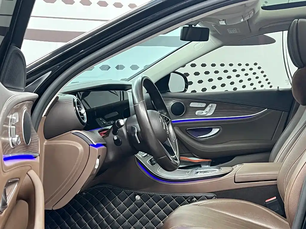 Mercedes-Benz E-Class New Energy — миниатюра 6