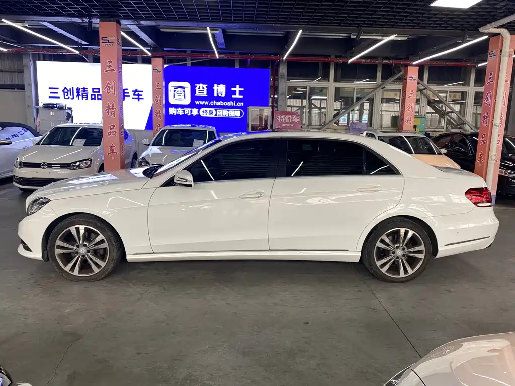 Mercedes-Benz E-Class — миниатюра 8