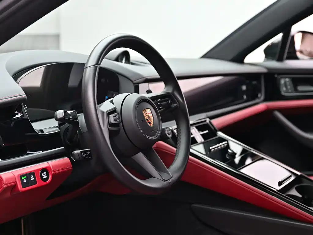 Porsche Panamera — миниатюра 12