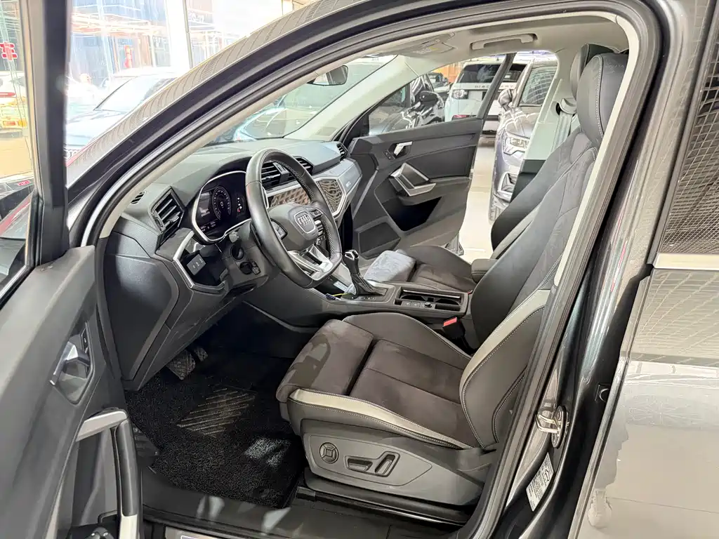 Audi Q3 2023 35 TFSI Fashion （1.4T）