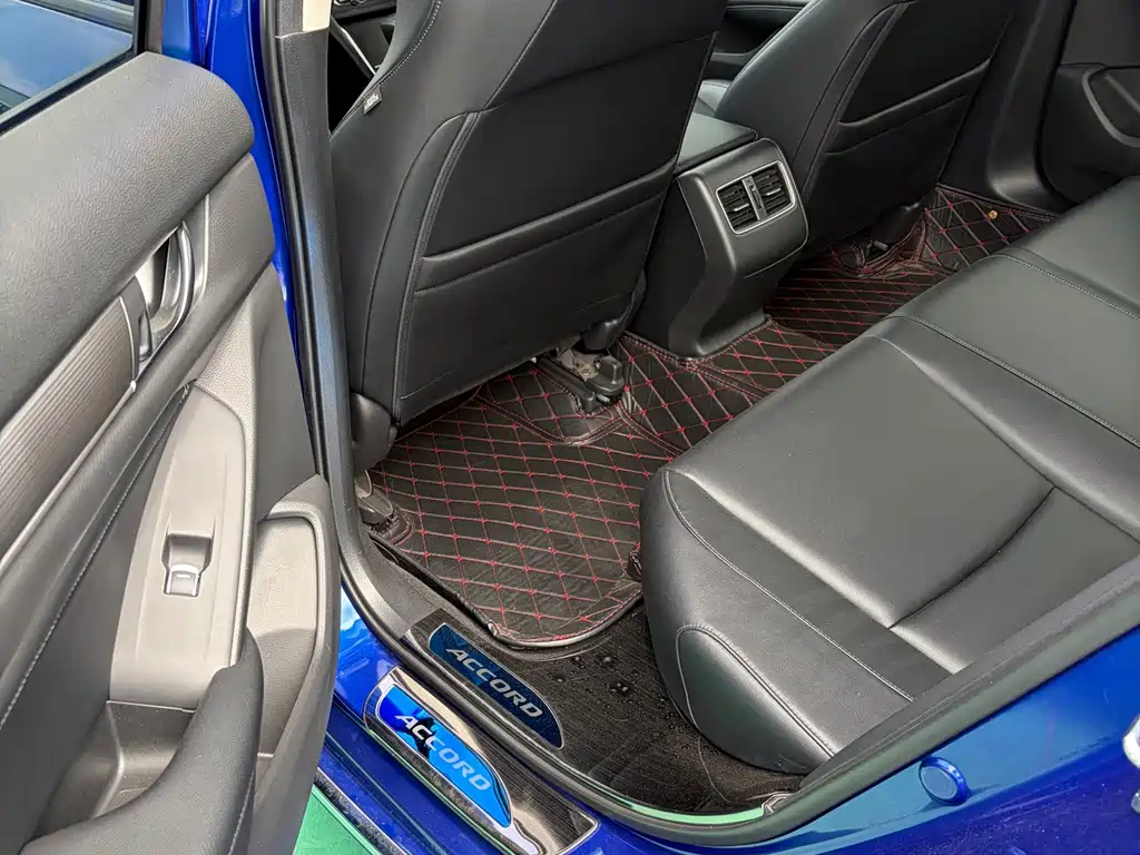 Honda Accord — миниатюра 7